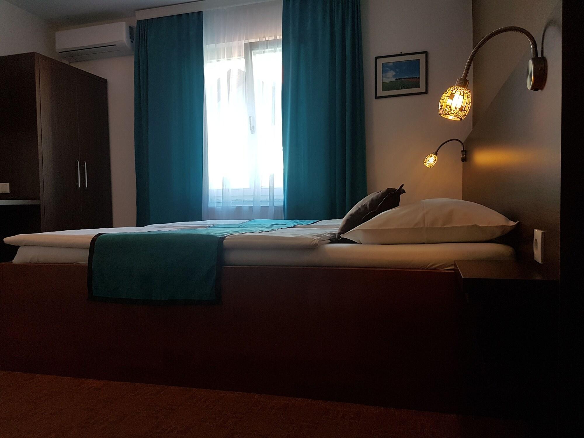 Hotel Ahar à Ilidža Extérieur photo