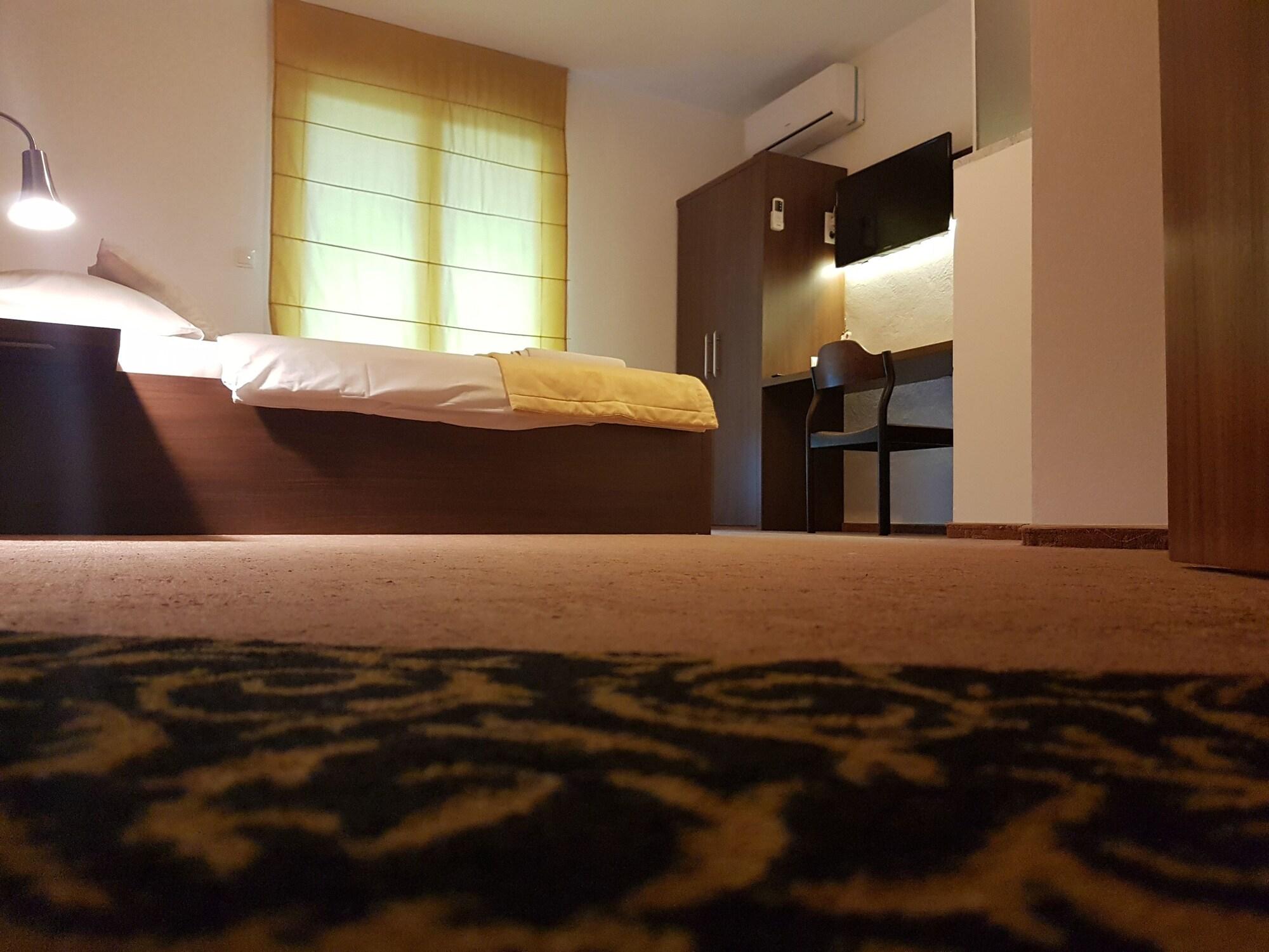 Hotel Ahar à Ilidža Extérieur photo
