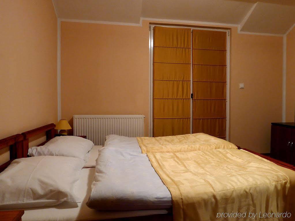 Hotel Ahar à Ilidža Extérieur photo