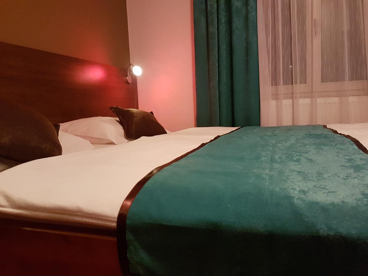 Hotel Ahar à Ilidža Extérieur photo